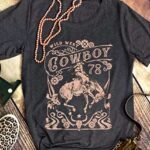 Wild West Cowboy Steer T-Shirt for Women Vintage Skull Floral Graphic Cowboy Rodeo Shirt Tops Western Retro Shirt (X-Large, Gray)