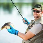 ievei Sun Gloves UPF 50+ Fishing Gloves, Fingerless Sun Protection UV Protection Fishing Gloves Men/Women for Kayaking, Hiking, Paddling, Driving (Blue, Medium)