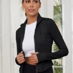 Gihuo Women’s Athletic Full Zip Lightweight Workout Jacket Cropped Gym Yoga Track Jacket with Thumb Holes (Black, Medium)