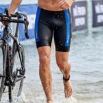 qualidyne Men’s Triathlon Shorts for Swim Bike Run, 4mm Tri Chamois, No Ride-Up Silicone Grip, Dual Mesh Pockets, Quick Dry 4-Way Stretch Training Tri Shorts